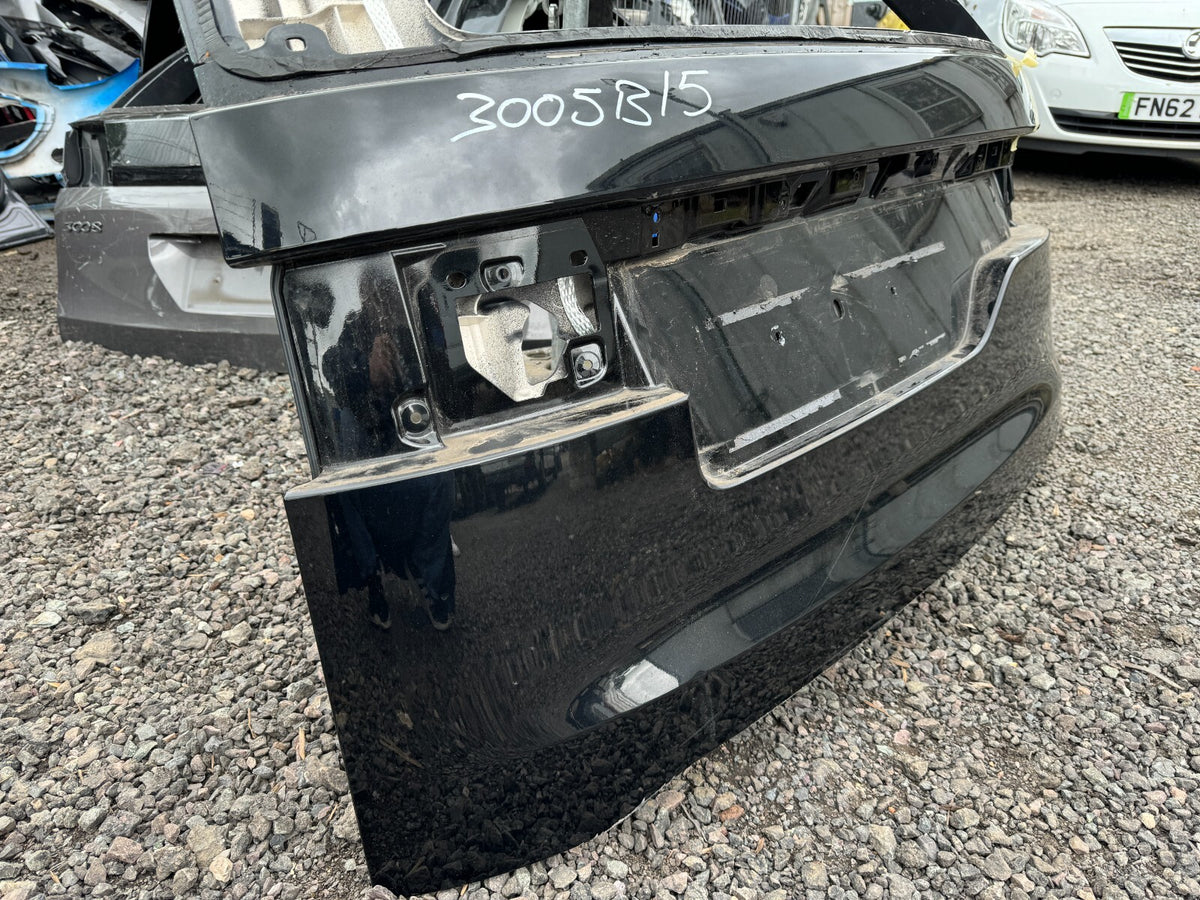 2016-2023 LAND ROVER DISCOVERY 5 L462 SANTORINI BLK TAILGATE BOOTLID REAR HATCH