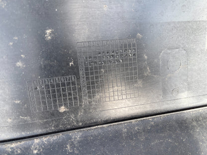 Peugeot 2008 20-on 後保桿 原廠件 有刮傷