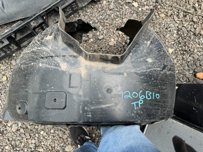 Original Volvo V90 2016-2021 Wheel Arch Liner Splash Guard Front Left 31694671
