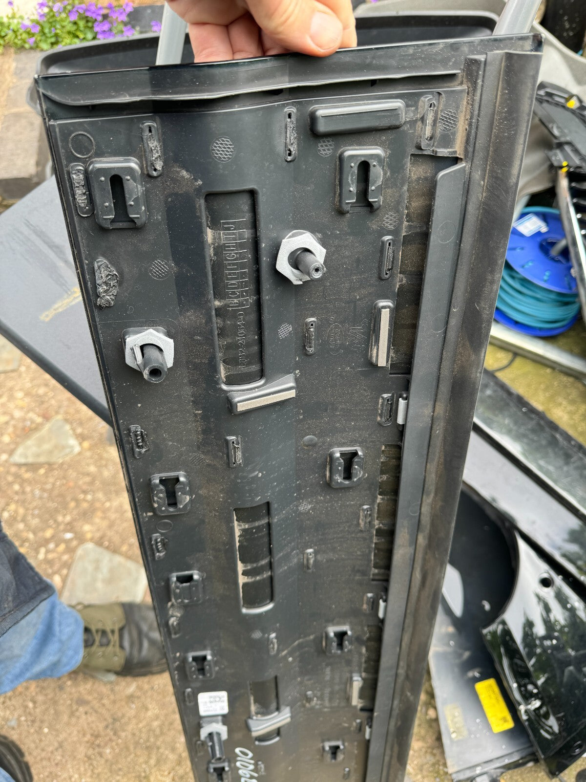 LAND ROVER DEFENDER L663 FRONT DOOR MOULDING DRIVER RIGHT OFFSIDE OSF 2019-2023