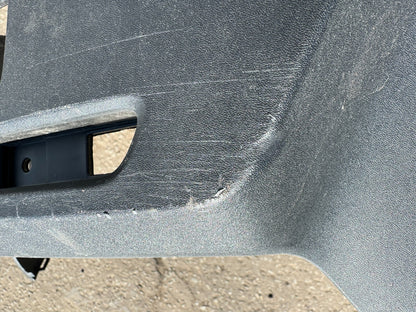 正廠 VOLVO XC40 2018-2021 後保桿下半部 31449333