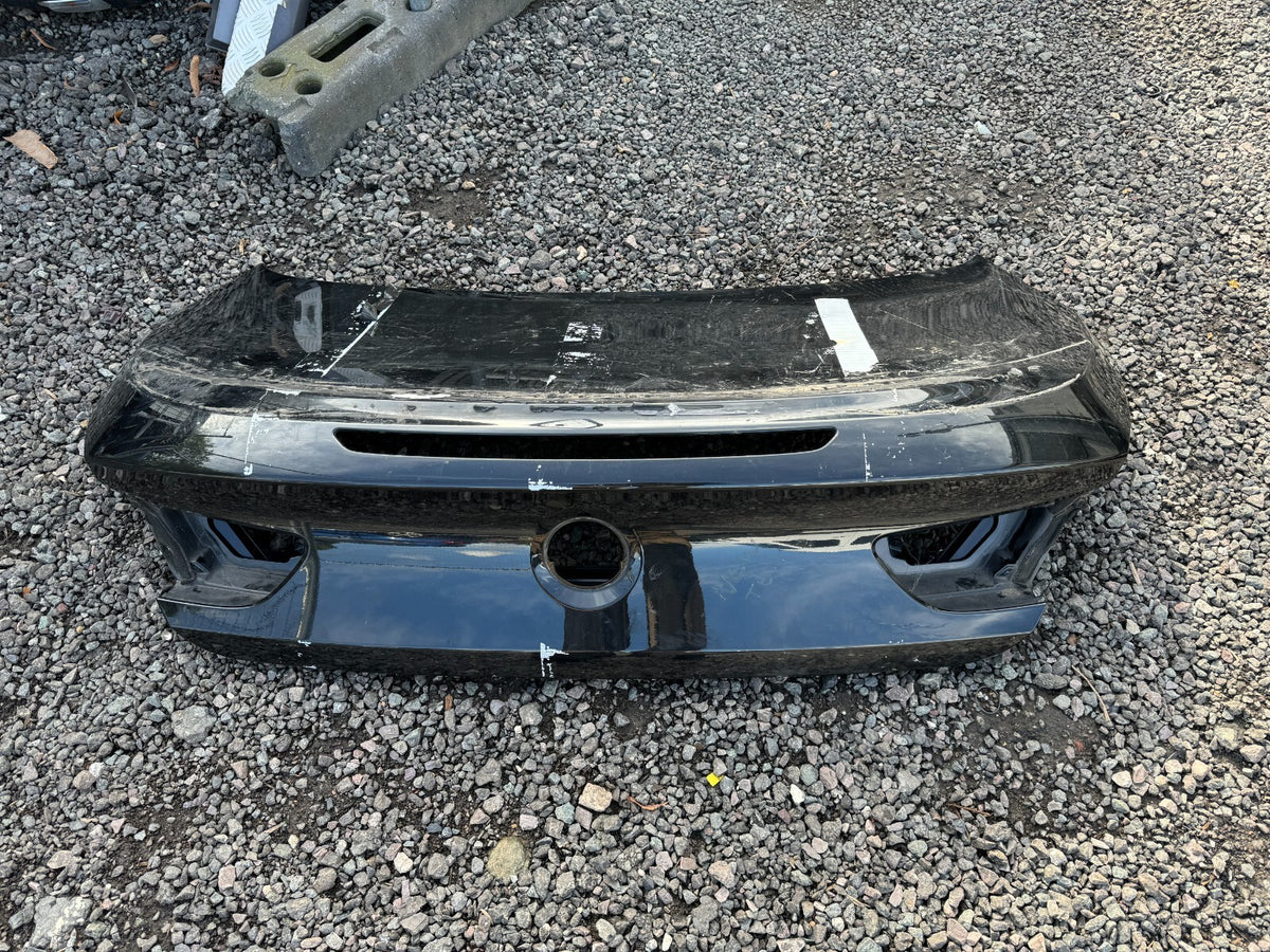 BMW F13 行李箱蓋 尾門 後面板