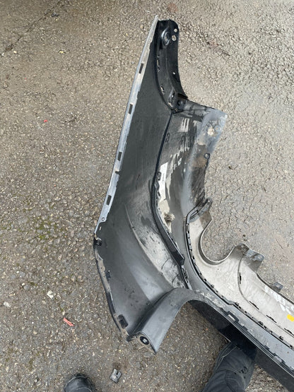 BMW X1 F48 2015-2019 BUMPER BELAKANG DENGAN DIFUSER PDC ORIGINAL 7355271
