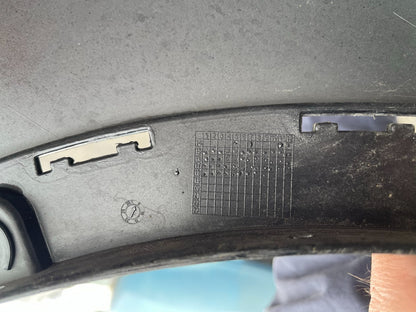 BMW X1 F48 2015-2019 BUMPER BELAKANG DENGAN DIFUSER PDC ORIGINAL 7355271