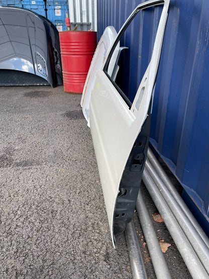 9004H7 CITROEN SAXO front door rh 1996 ON