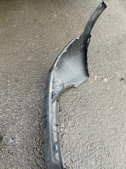 Volvo Xc40 Bumper Belakang Bagian Bawah 31449333 Hanya Baret Ringan Dengan Lubang PDC Bagus