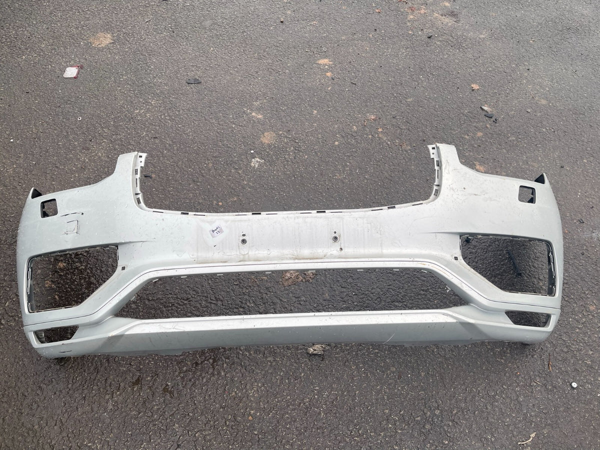 Volvo XC90 กันชนหน้า 31690641 แท้ เฉพาะชิ้นบนเท่านั้น