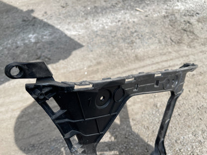 AUDI Q7 4M Braket Bumper Belakang Kiri OEM 4M0807453A