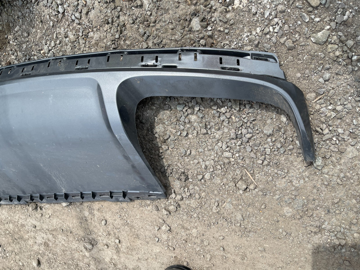 2018 DIFFUSER BAWAH BUMPER BELAKANG AUDI Q7 SE 2015 KE ATAS 4M0807521