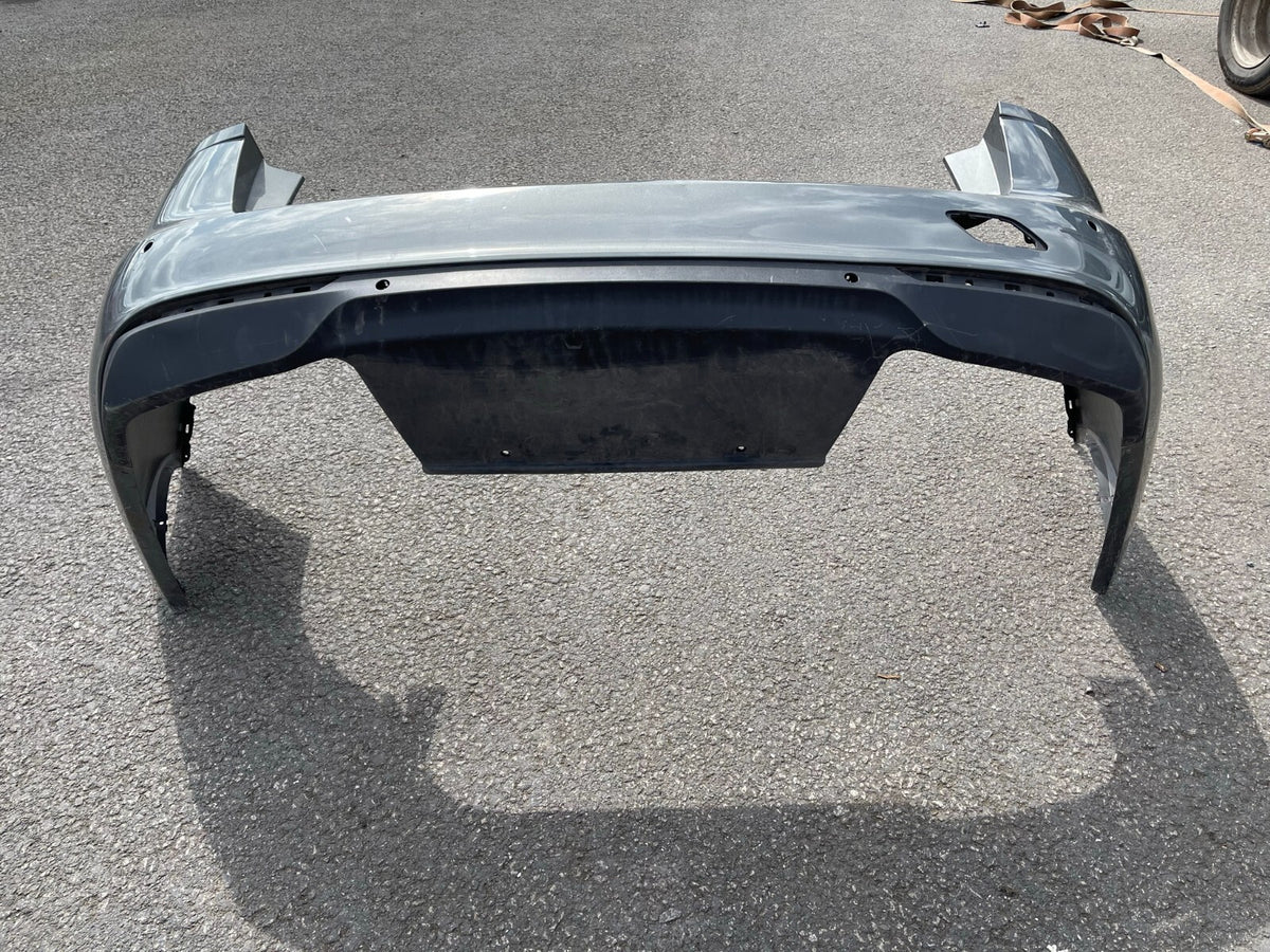 Original Opel Insignia B Sports Tourer facelift bumper belakang