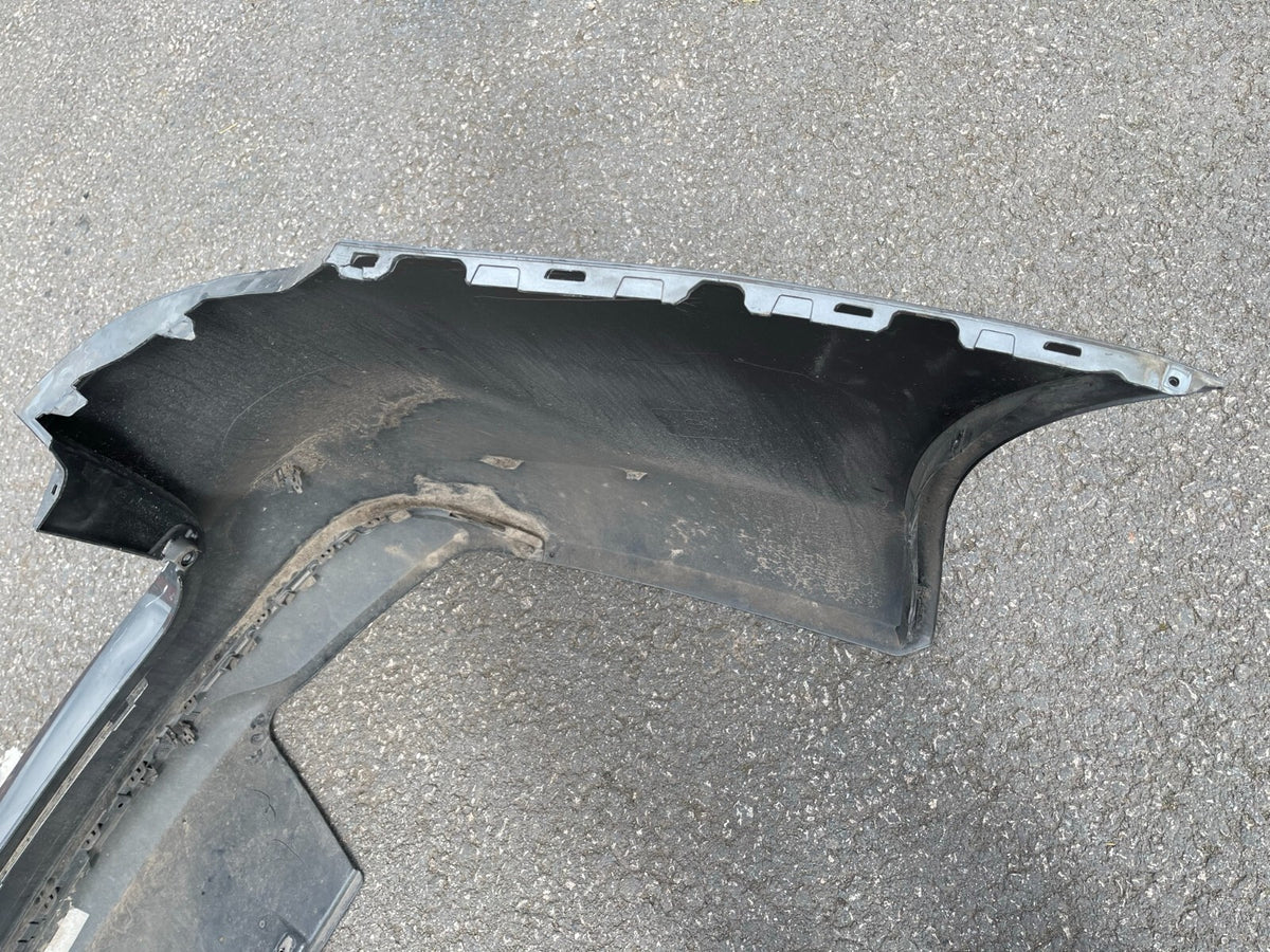 Original Opel Insignia B Sports Tourer facelift bumper belakang