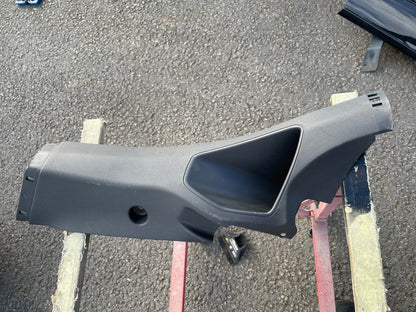 FORD FOCUS 2019 LEFT SIDE LH 2 TRIM BM51A31017AEW