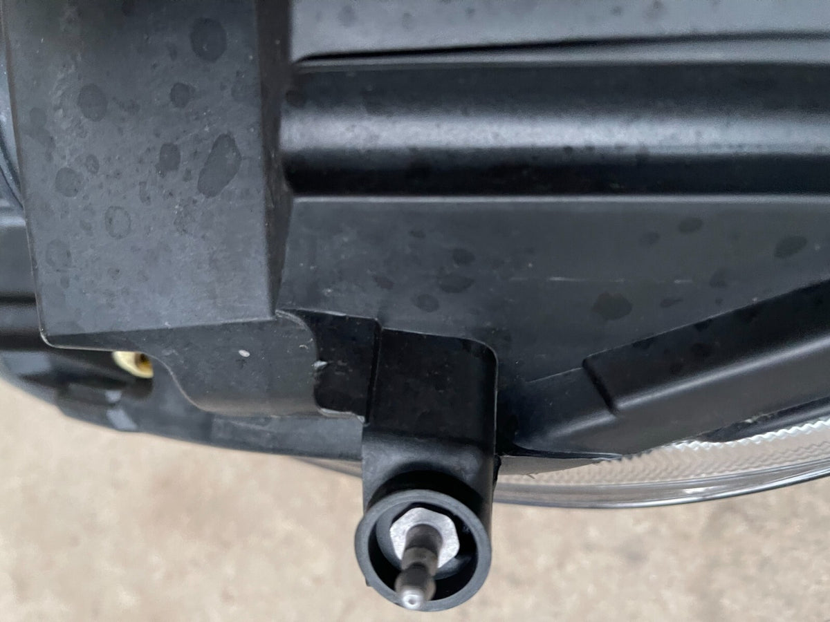 2018 GENUINE FORD FIESTA MK9 2017 ON PASSENGER SIDE LEFT H1BB-13W030-DE (TR42)