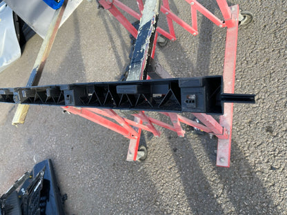 ORIGINAL VOLVO S60 MK2 FRONT LEFT ROCKER PANEL MOLD CLIP 32262698
