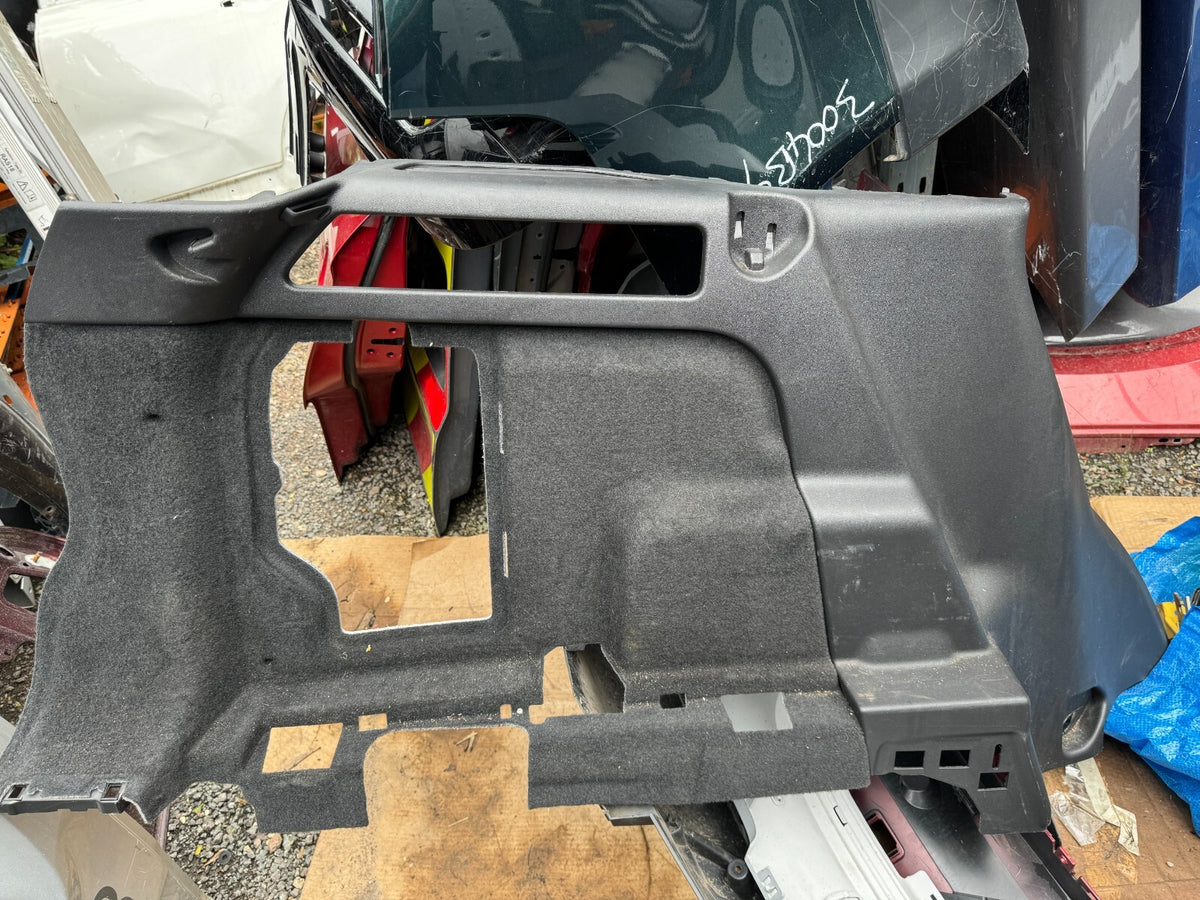 LAND ROVER DISCOVERY SPORT L550 N/S PASSENGER SIDE LEFT BOOT TRIM