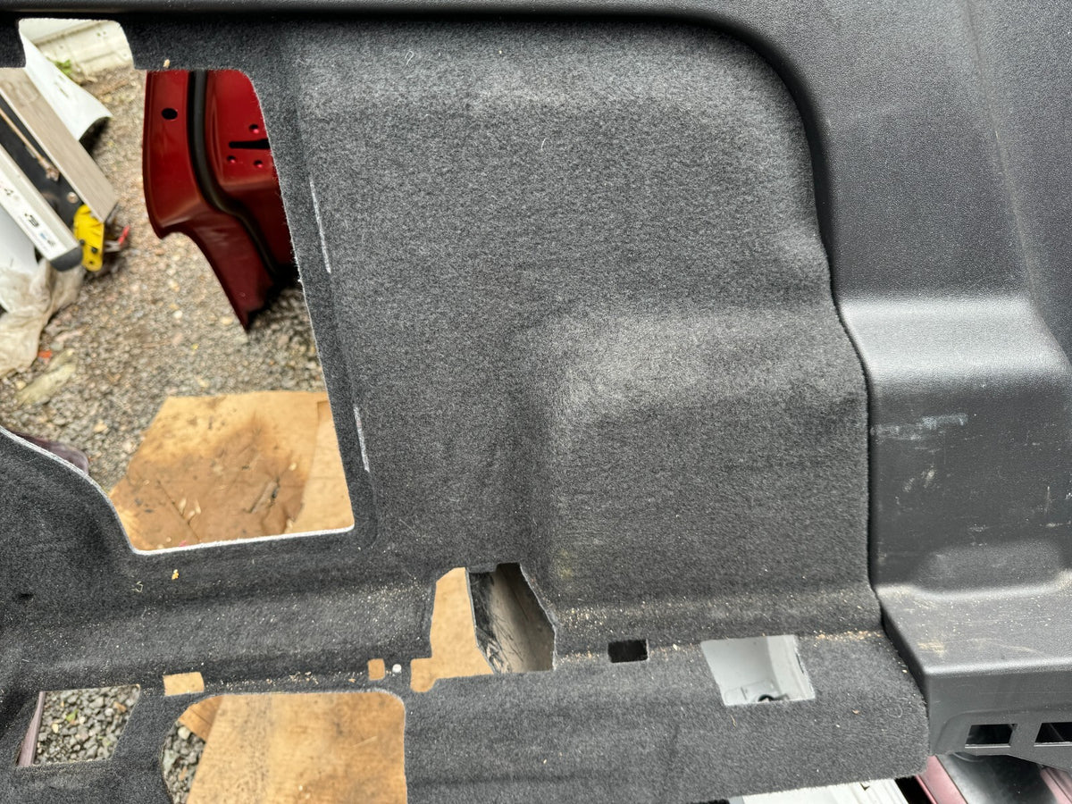 LAND ROVER DISCOVERY SPORT L550 N/S PASSENGER SIDE LEFT BOOT TRIM