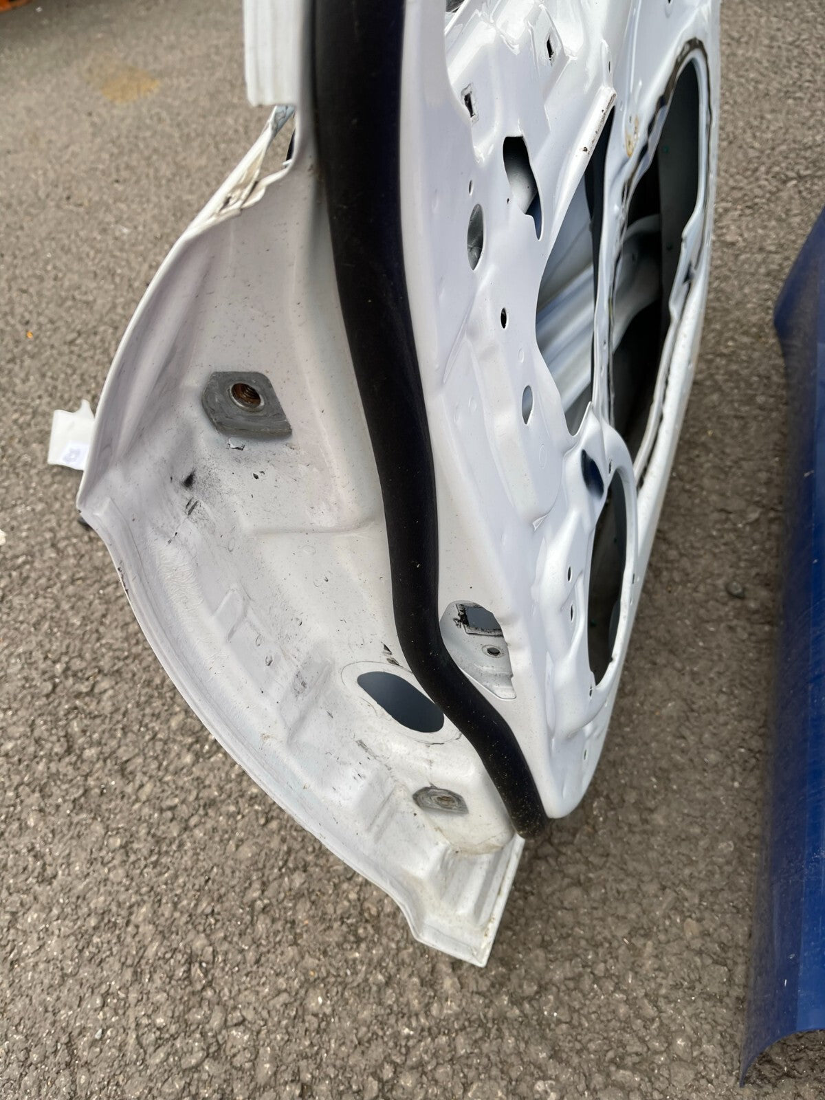 FORD FUSION MK5 13- door DR0373 DS73F20226