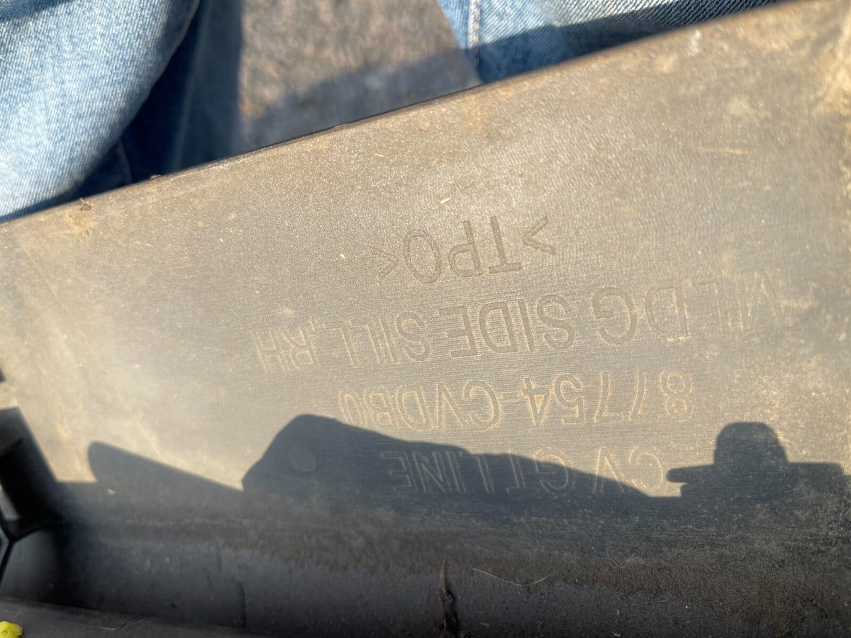 KIA EV6 CV Right Side Plastic Sideskirt Cover 87754-CVDB0 Electricity 168kw 2023