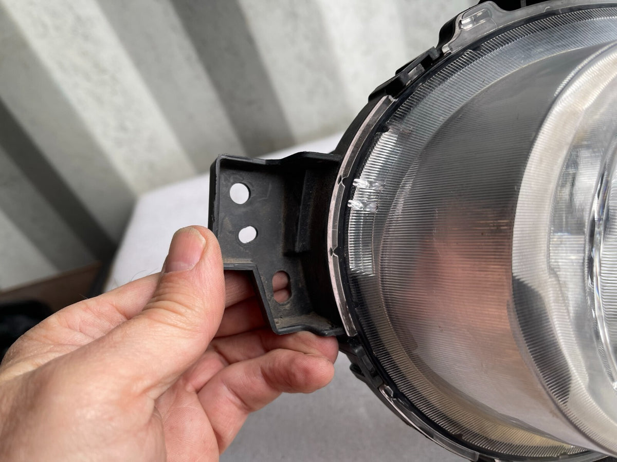GENUINE Fog Lamp Light RIGHT PASSENGER for 2017-2019 Kia Soul 92202B2500