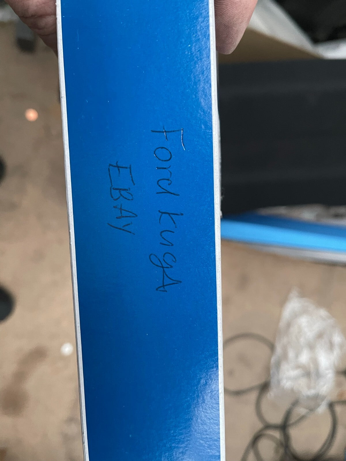กระจังหน้าแท้ Ford 2230514
