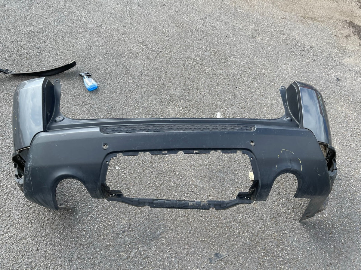 RANGE ROVER SPORT L494 2014-16 BUMPER BELAKANG ORIGINAL P/N: DK62-17927-AAW