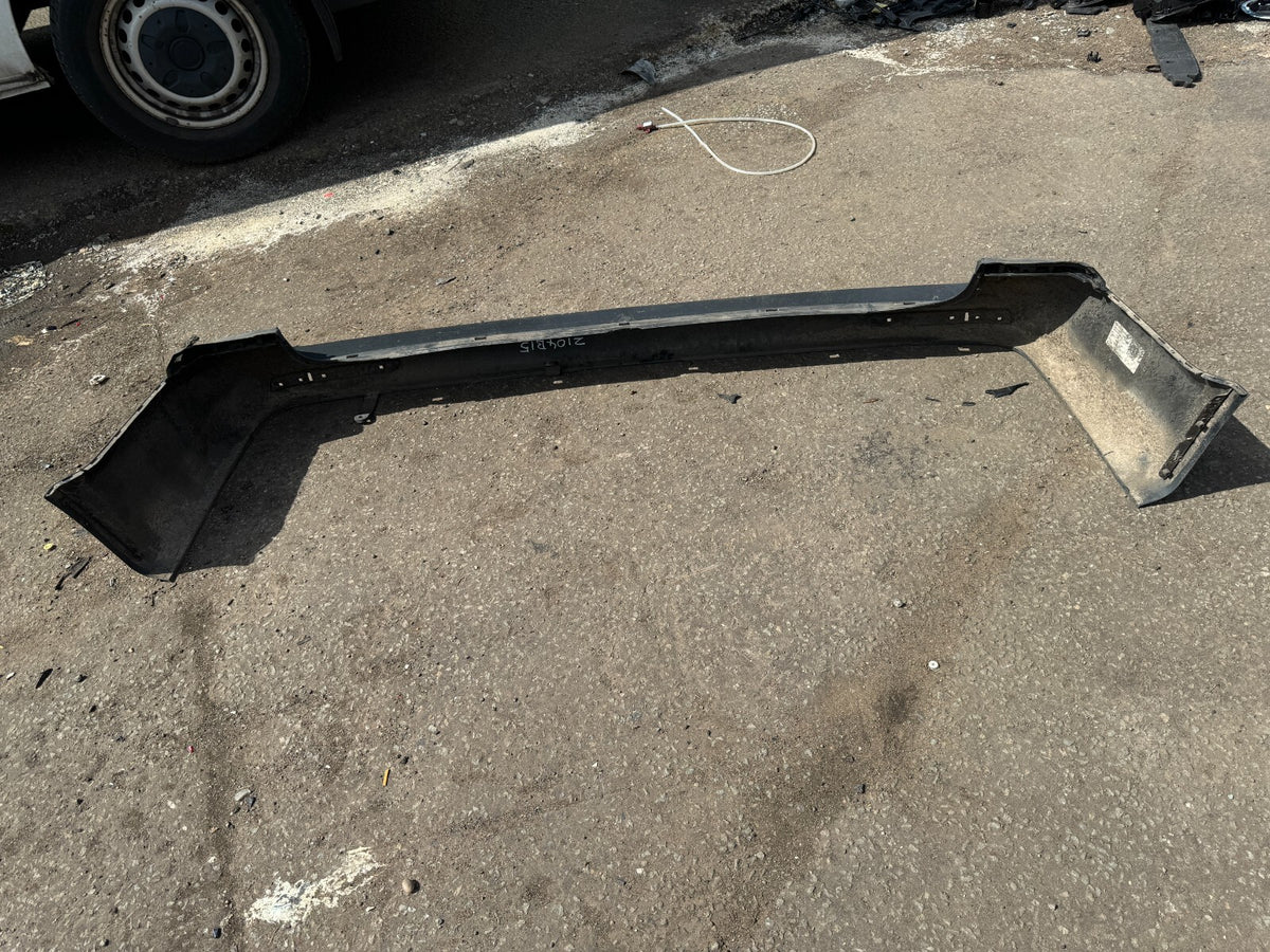 2018 BUMPER BELAKANG ORIGINAL COCOK UNTUK VW TRANSPORTER T5 7E0807417 E