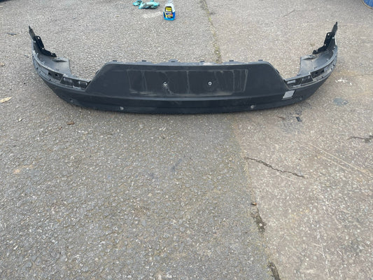 2022 TRIM SPOILER DIFFUSER BUMPER BELAKANG BAGIAN BAWAH POLESTAR 2 ORIGINAL 31663981