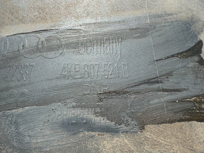 2019 BUMPER BELAKANG AUDI E-TRON 2019 ke atas 4KE807521B DENGAN LUBANG SENSOR PARKIR PDC ORIGINAL