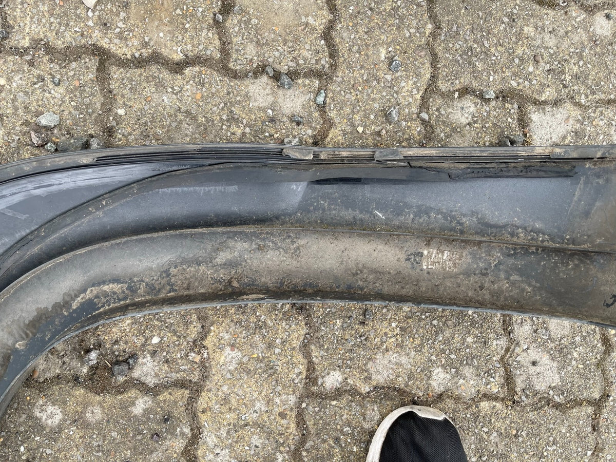 VOLKSWAGEN AMAROK MK1 Kotflügelverbreiterung hinten links 2H6853817 2H6853817L