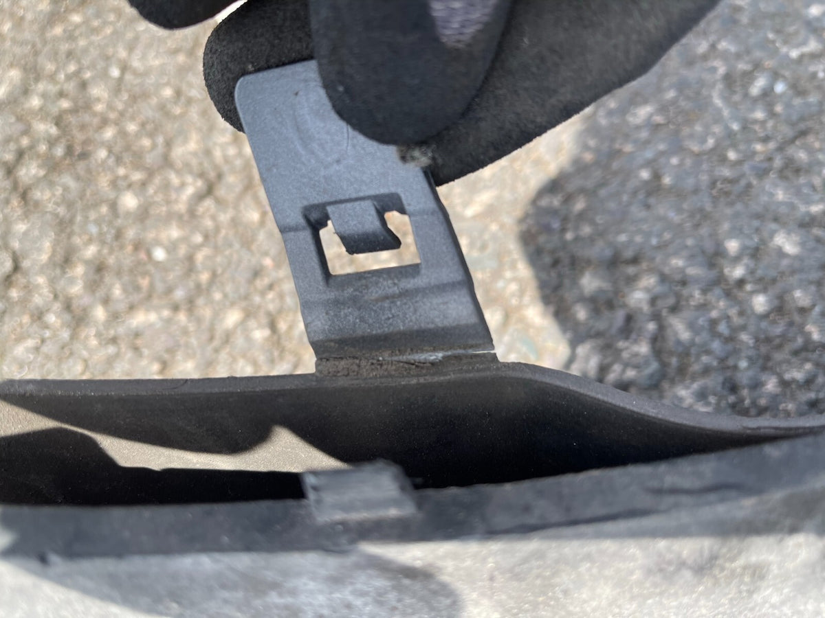 CẢN SAU CÓ LỖ CẢM BIẾN PDC 13489730 CITROEN C3 AIRCROSS CHÍNH HÃNG 2021