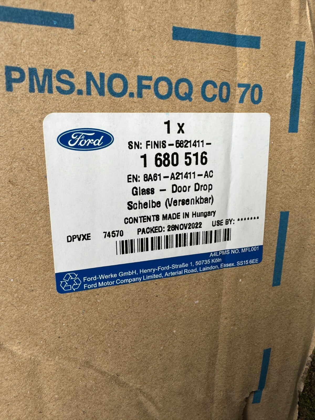 NEW GENUINE FORD FIESTA FRONT PASSENGER DOOR GLASS LEFT MK7 1680516