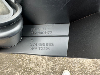 NEW GENUINE Peugeot RCZ 2009-2015 Breket Dudukan Bumper Kiri Belakang
