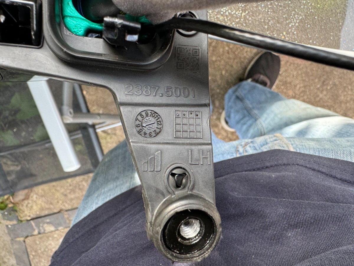 Jaguar left hand door mirror for parts/rebuild
