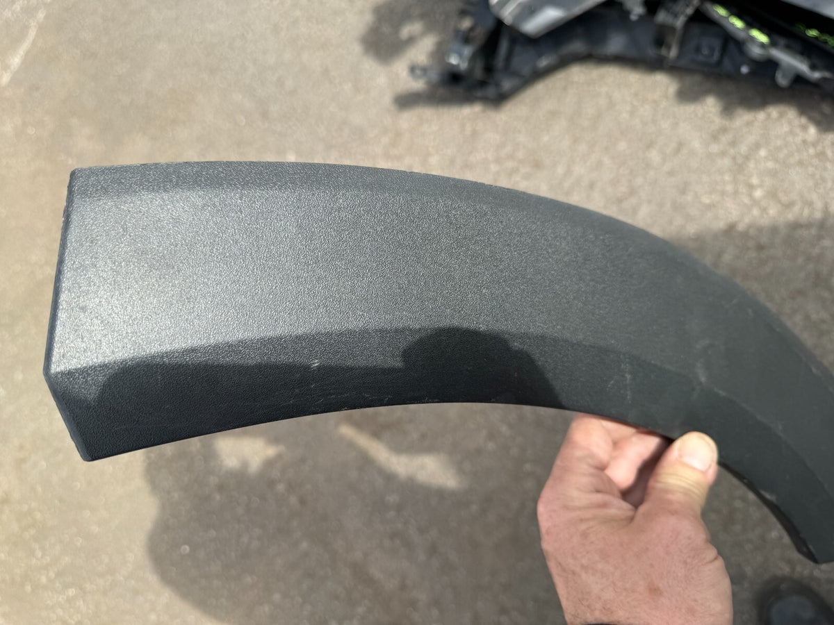 2022 Left Rear Wheel Arch (fender) Trim for Ford Puma BGTAA