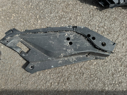 GENUINE Volvo Xc90 2018 Mk2 Front Right Slam Panel Trim 31442734