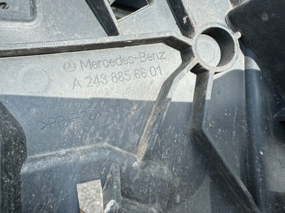 Mercedes EQA H243 AMG 右前保桿支架 A2438856601 正廠
