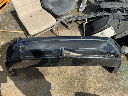 BUMPER BAWAH BELAKANG NISSAN ARIYA 2022-2023 HITAM DENGAN LUBANG SENSOR PARKIR (PDC) 850B25MP11