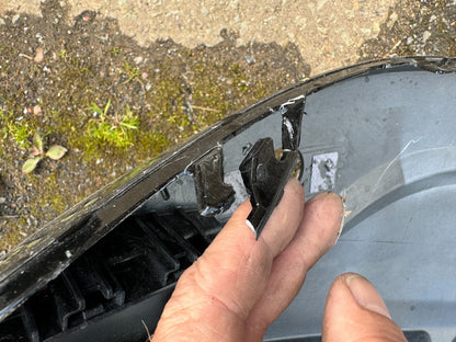BUMPER BAWAH BELAKANG NISSAN ARIYA 2022-2023 HITAM DENGAN LUBANG SENSOR PARKIR (PDC) 850B25MP11