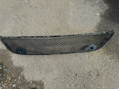 MERCEDES S CLASS COUPE C217 ตะแกรงช่องลมกันชนหน้าตัวล่าง A2178850053 มีรอยร้าว