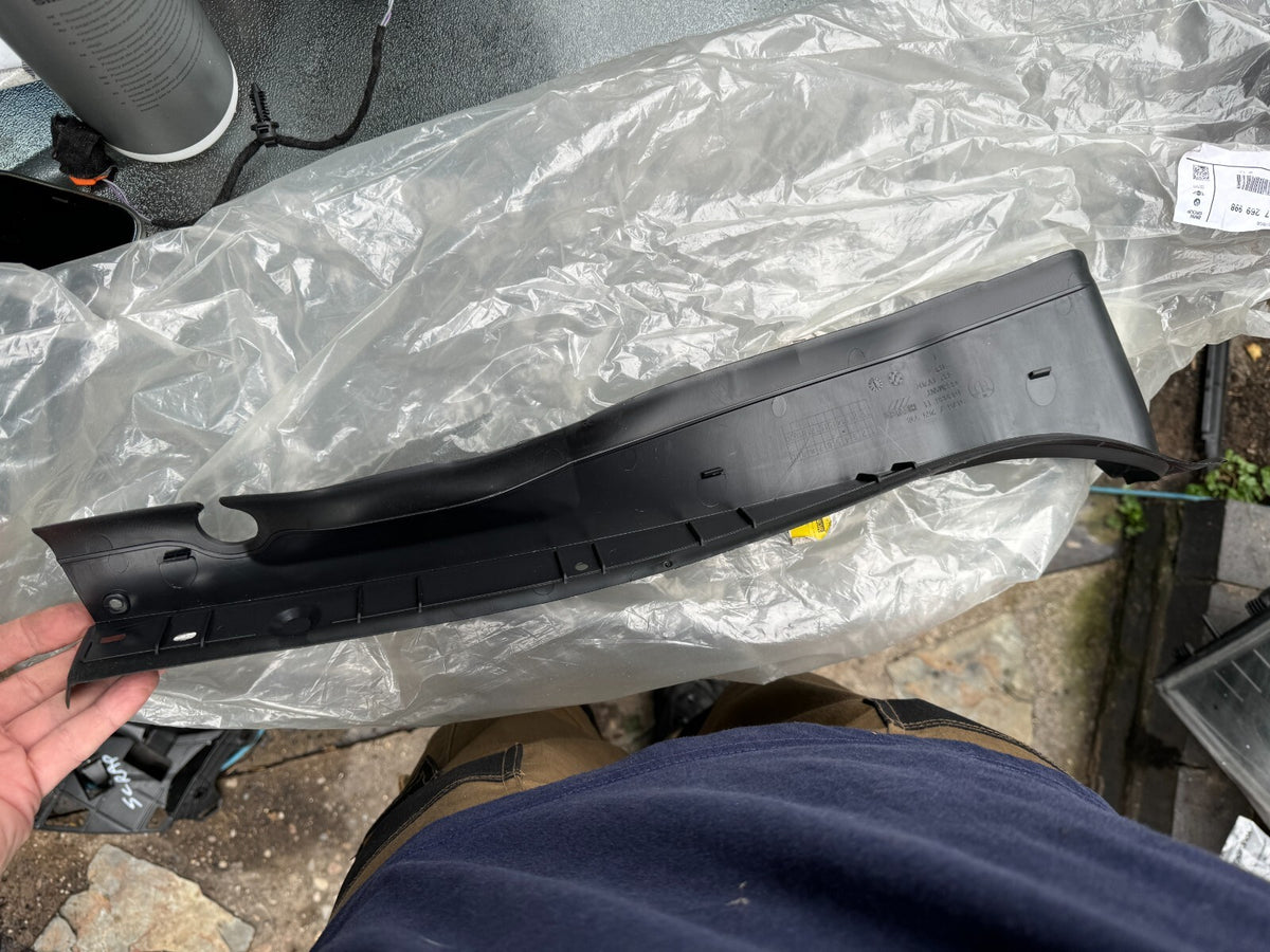 BMW 1 2 SERIES F20 F21 F22 F23 F87 ยางขอบกระจกแผงข้าง ขวา DRIVER SIDE 7269998