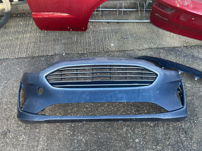 FORD FIESTA 前保桿 原廠件 17- H1BB17757AA