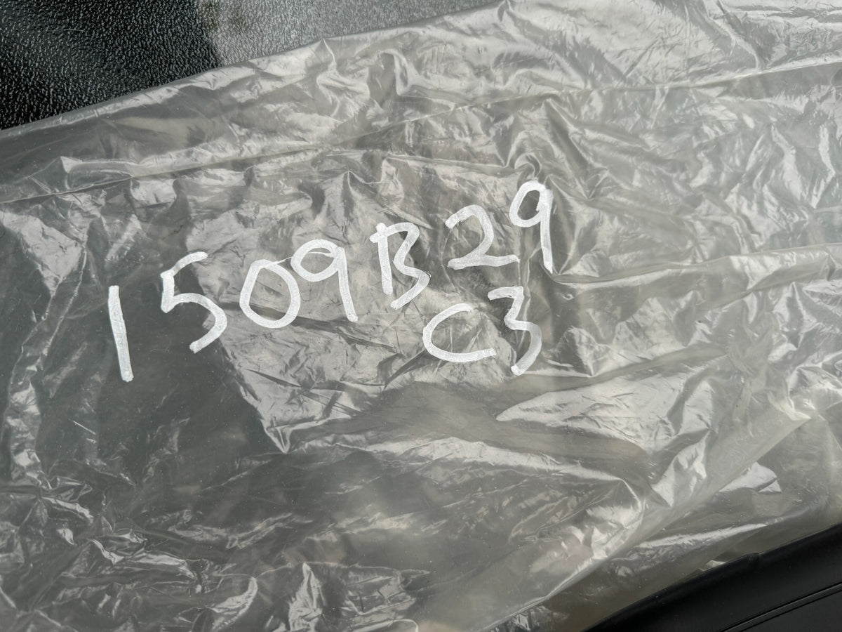 BMW 1 2 SERIES F20 F21 F22 F23 F87 ยางขอบกระจกแผงข้าง ขวา DRIVER SIDE 7269998