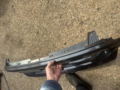 2021 Ford Ranger Front Grille JB3B-8350B Scratched needs respray