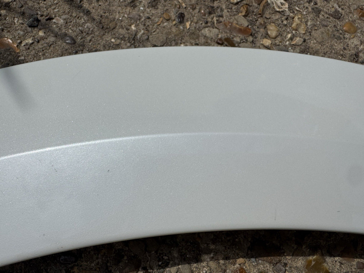 Volvo XC60 R Design Front Right Side Wheel Arch 31454796 Genuine