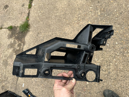 PEUGEOT 3008 GT MK2 P84 2016 onwards RIGHT O/S REAR BUMPER BRACKET 9810591480