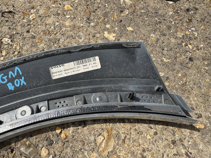 Volvo XC60 R Design Front Right Side Wheel Arch 31454796 Genuine