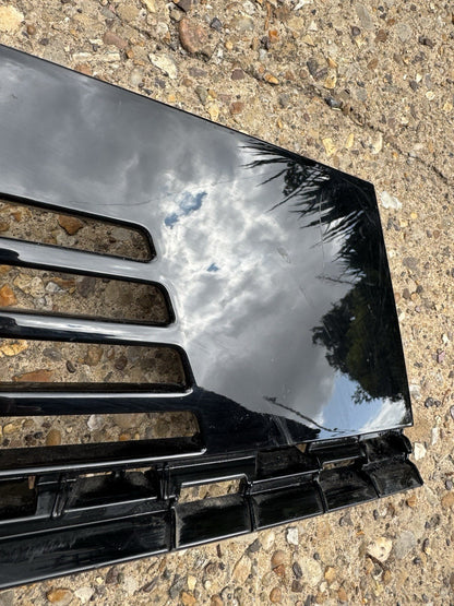 VAUXHALL ASTRA L 2022 - ONWARDS GENUINE FRONT BUMPER UPPER GRILL