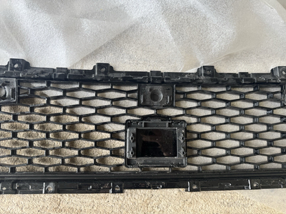 LAND ROVER DISCOVERY DYNAMIC L550 กระจังหน้าตัวล่าง กันชนหน้า (1551) LK72-17F791-F