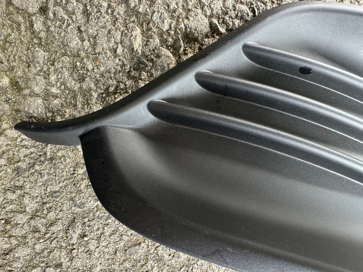 กระจังหน้าชิ้นล่าง ซ้าย แท้ RENAULT MEGANE MK3 2013-16 PASSENGER SIDE