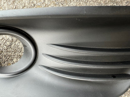 กระจังหน้าชิ้นล่าง ซ้าย แท้ RENAULT MEGANE MK3 2013-16 PASSENGER SIDE